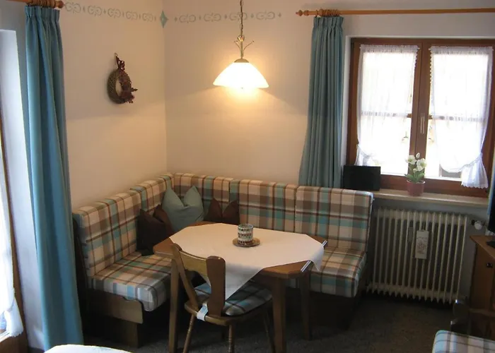 Haus Isartal Appartement *